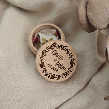 ideatree, svadba, podnos na obrúčky, tanierik na obrúčky, krabička na obrúčky, drevená krabička, noiart, nové mesto nad váhom