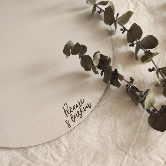 ideatree, podnos na tortu, podnosy na torty, podnos s logom, podnos na tortu s textom, nové mesto nad váhom